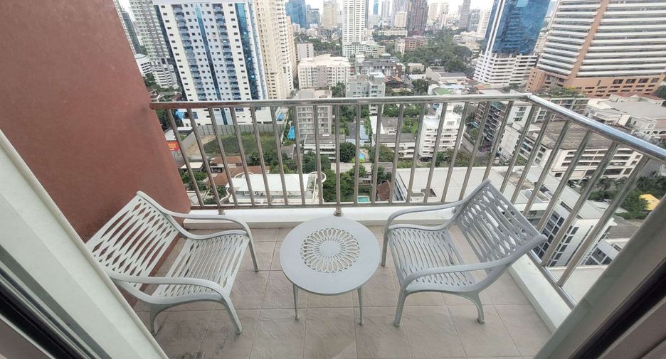 For rent 2 bedrooms condo in Khlong Toei, Bangkok