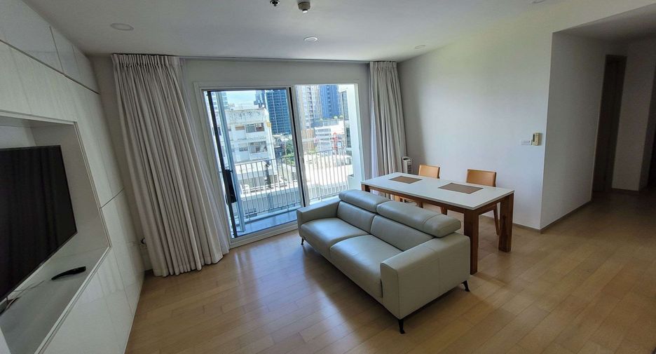 For rent and for sale 2 bedrooms condo in Watthana, Bangkok