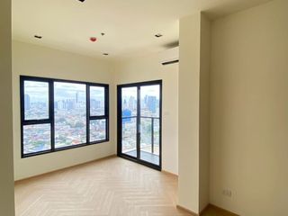 For sale 1 bed condo in Thon Buri, Bangkok