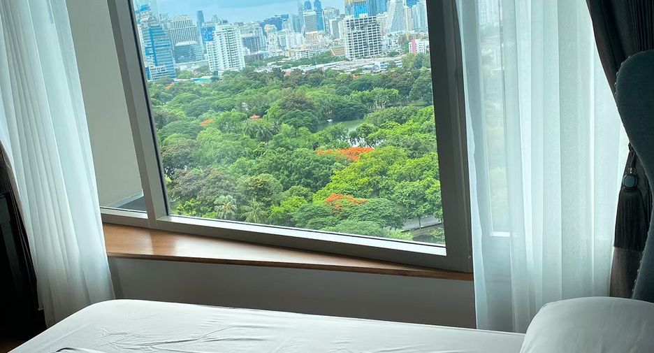 For rent 2 ベッドルーム condo in Sathon, Bangkok