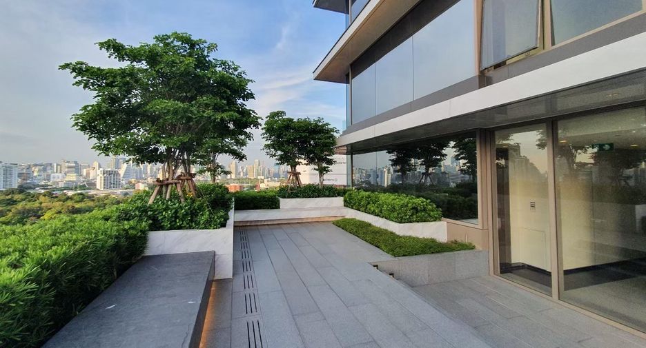 For rent 2 ベッドルーム condo in Sathon, Bangkok