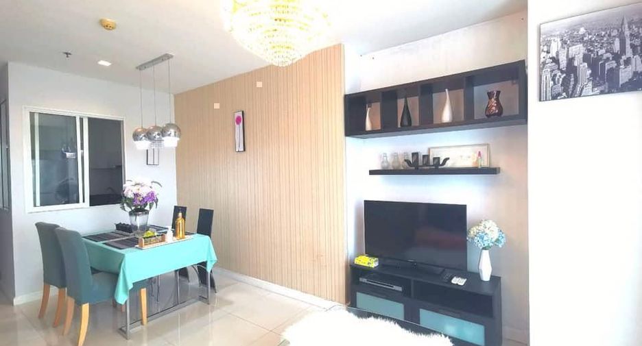 For rent 3 bedrooms condo in Khlong Toei, Bangkok