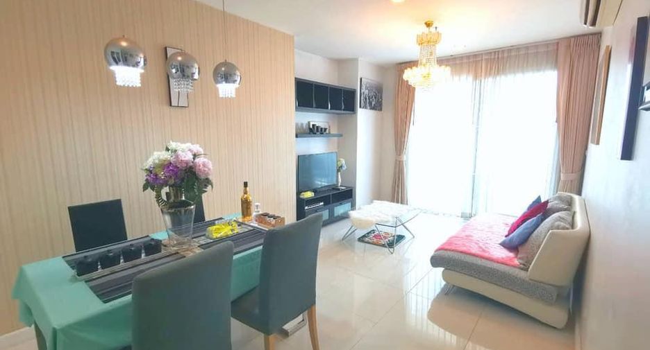 For rent 3 bedrooms condo in Khlong Toei, Bangkok
