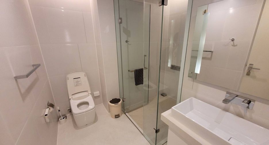 For rent 1 bed condo in Sathon, Bangkok