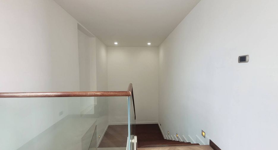 For rent 3 ベッドルーム house in Watthana, Bangkok
