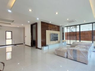 For rent 3 ベッドルーム house in Watthana, Bangkok