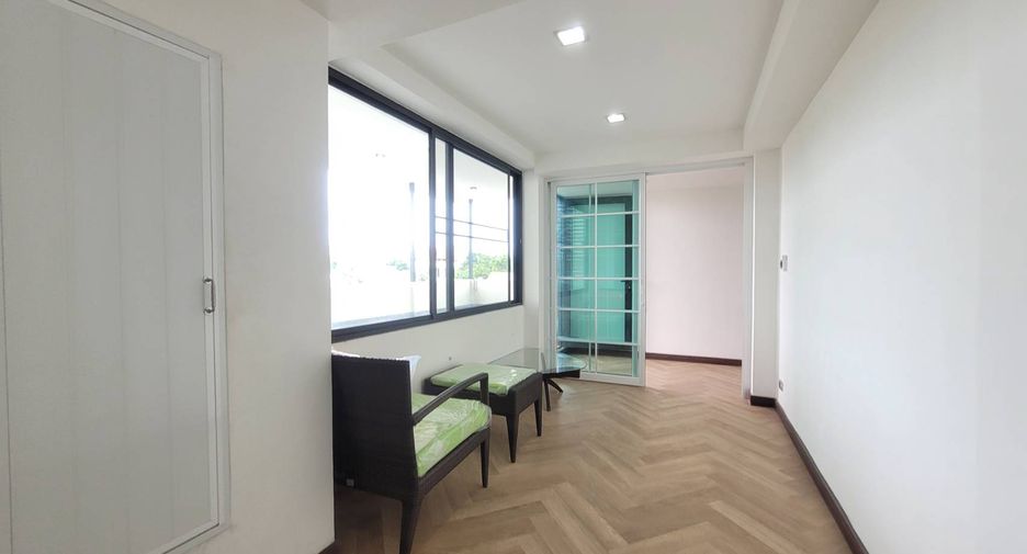 For rent 3 ベッドルーム house in Watthana, Bangkok