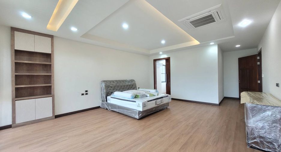 For rent 3 ベッドルーム house in Watthana, Bangkok