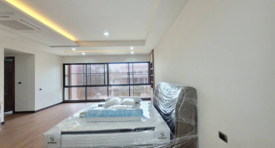 For rent 3 ベッドルーム house in Watthana, Bangkok