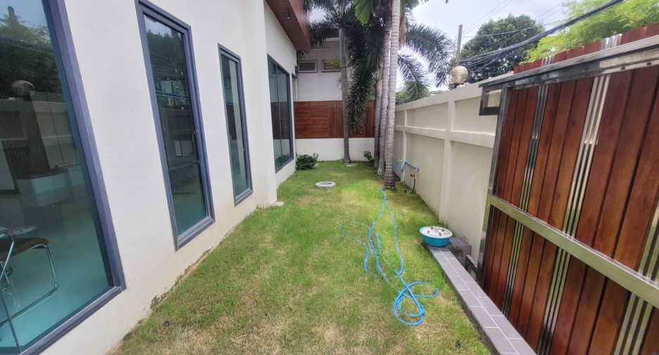 For rent 3 ベッドルーム house in Watthana, Bangkok
