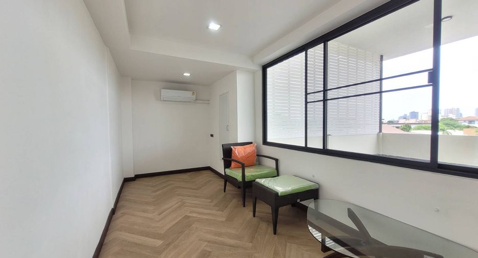 For rent 3 ベッドルーム house in Watthana, Bangkok