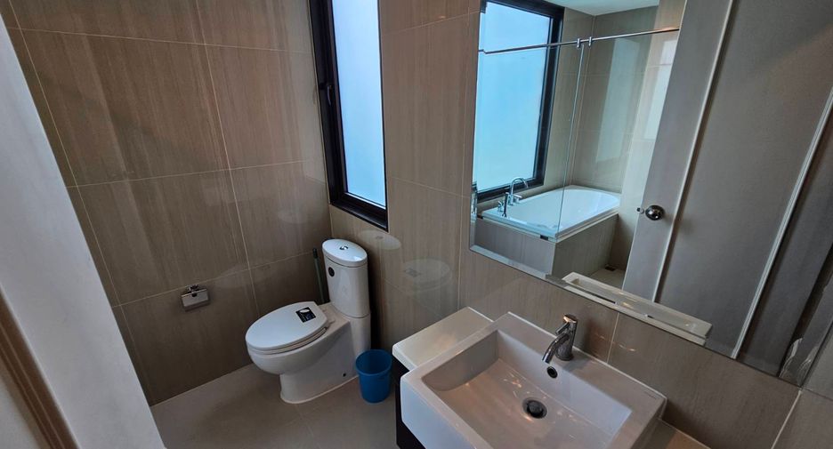 Wohnung zur Miete mit 2 Zimmer in Watthana, Bangkok