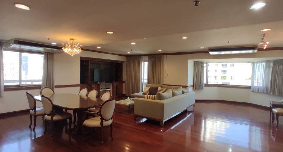 For rent 3 bedrooms condo in Khlong Toei, Bangkok