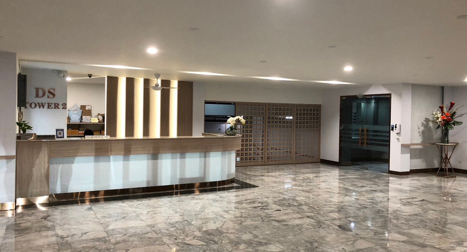 Wohnung zur Miete mit 3 Zimmer in Watthana, Bangkok