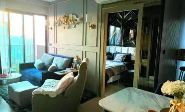 For rent 2 bedrooms condo in Huai Khwang, Bangkok