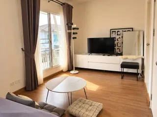 Reihenhaus zur Miete mit 3 Zimmer in Mueang Chiang Mai, Chiang Mai