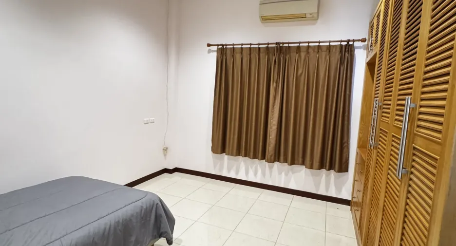 出租 3 卧室 独立屋 在 Bang Lamung, Chon Buri