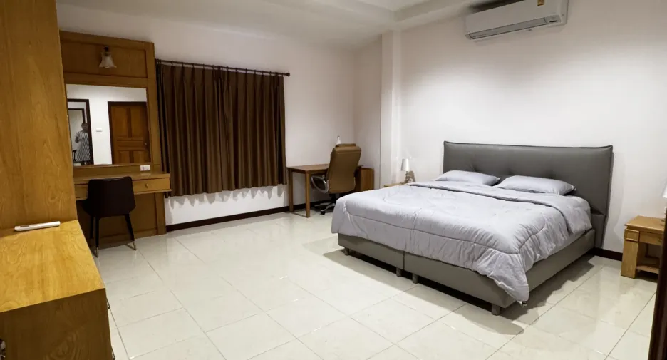 出租 3 卧室 独立屋 在 Bang Lamung, Chon Buri