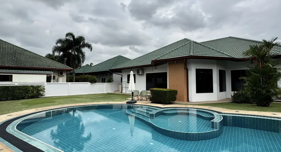 出租 3 卧室 独立屋 在 Bang Lamung, Chon Buri