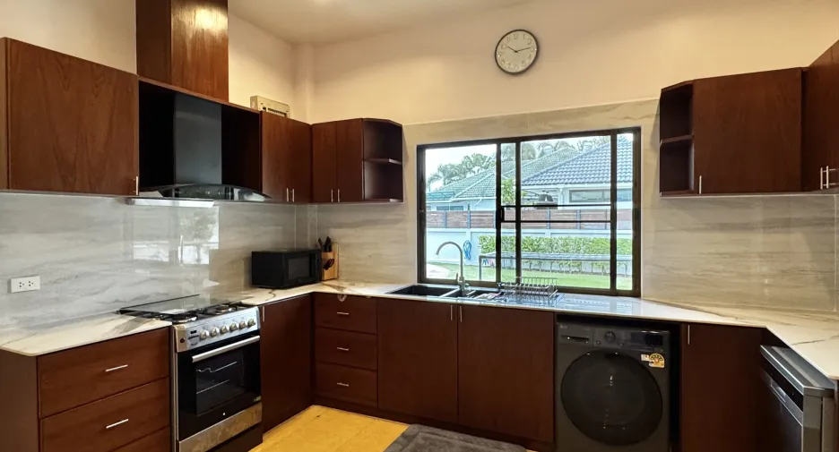 出租 3 卧室 独立屋 在 Bang Lamung, Chon Buri