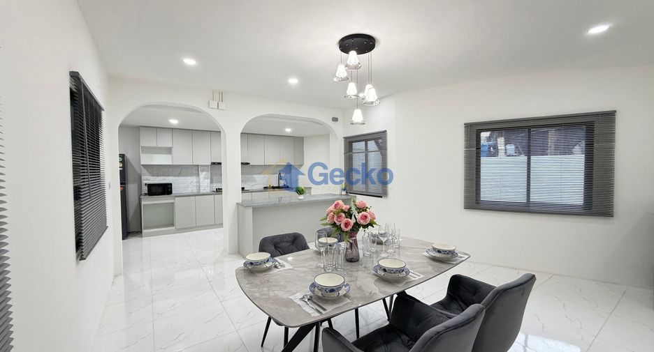 For rent and for sale 3 bedrooms house in Bang Lamung, Chonburi