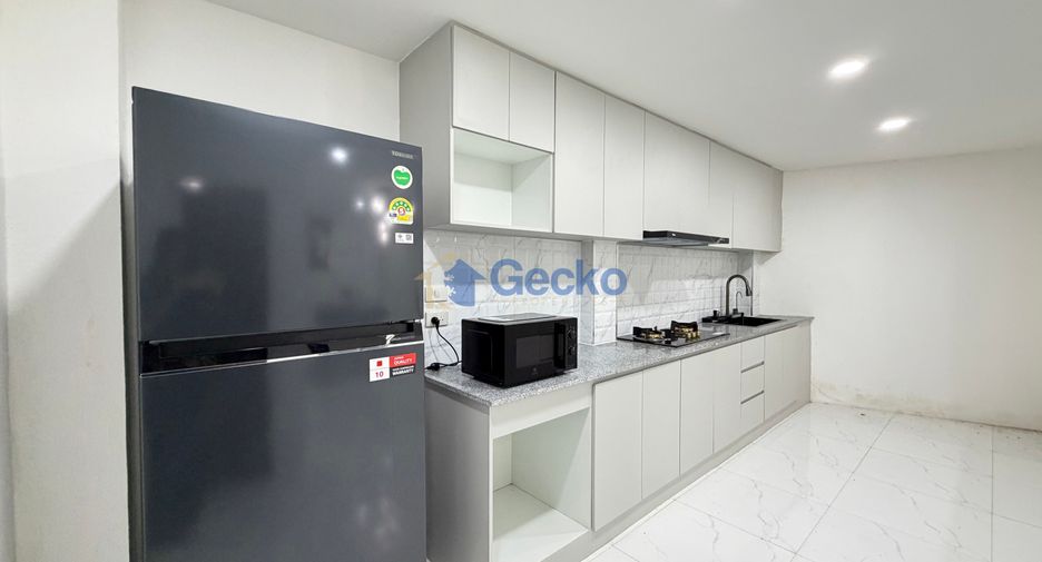 For rent and for sale 3 bedrooms house in Bang Lamung, Chonburi