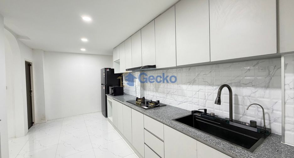 For rent and for sale 3 bedrooms house in Bang Lamung, Chonburi