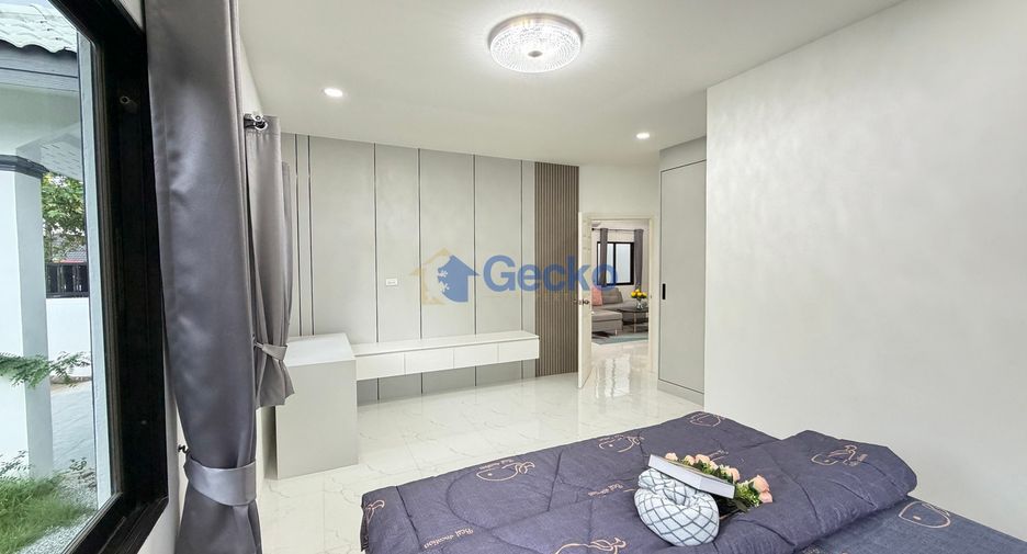 For rent and for sale 3 bedrooms house in Bang Lamung, Chonburi