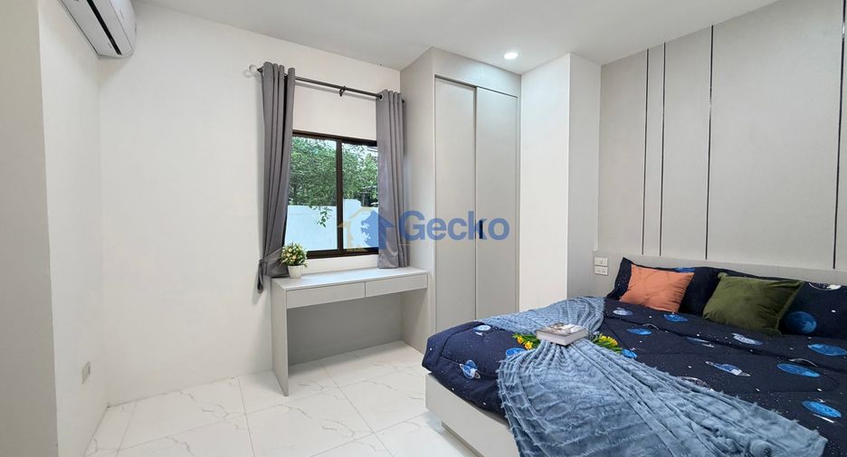 For rent and for sale 3 bedrooms house in Bang Lamung, Chonburi
