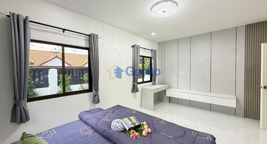 For rent and for sale 3 bedrooms house in Bang Lamung, Chonburi