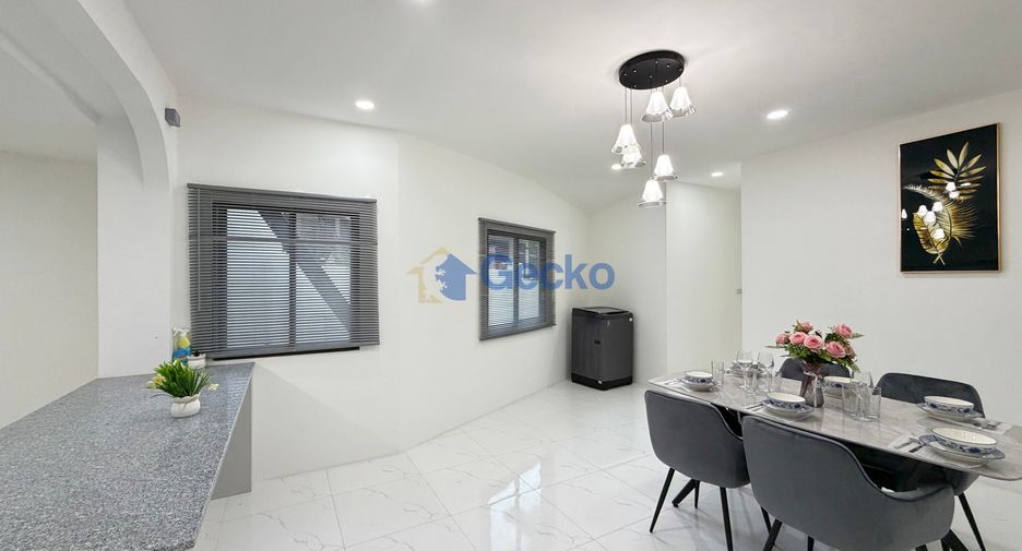 For rent and for sale 3 bedrooms house in Bang Lamung, Chonburi