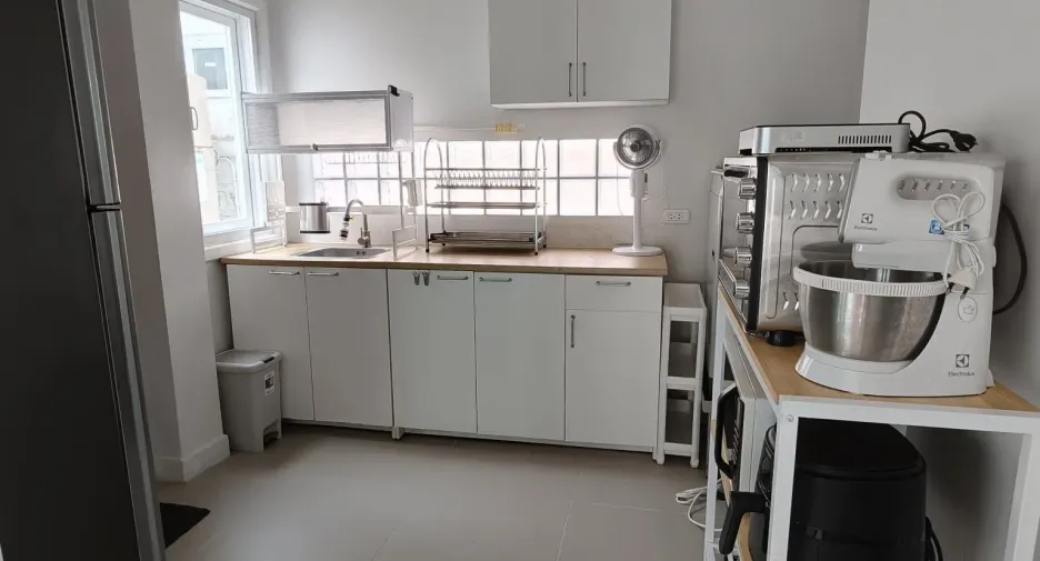 Casa en alquiler de 3 habitaciones en Mueang Phuket, Phuket