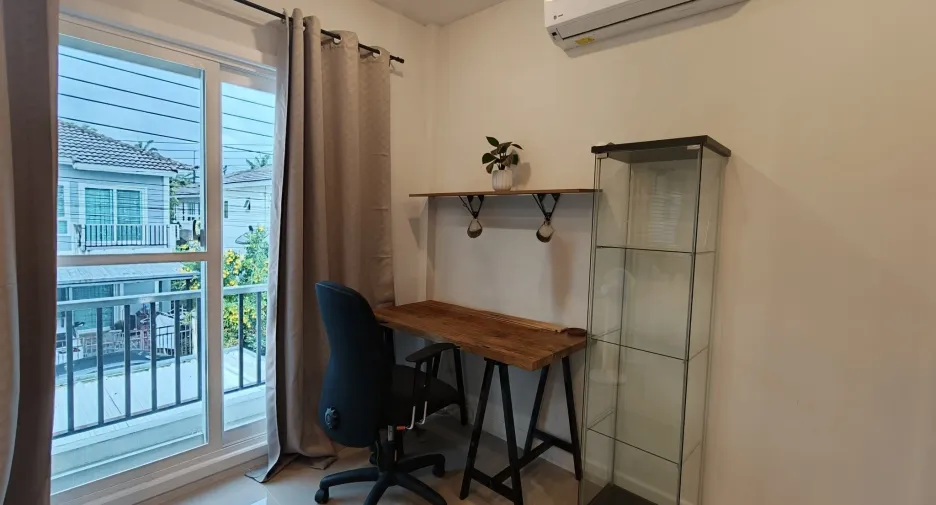 Casa en alquiler de 3 habitaciones en Mueang Phuket, Phuket