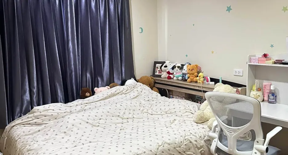 出租 4 卧室 联排别墅 在 Thung Khru, 曼谷