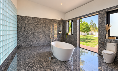 Villa zum Kauf mit 3 Zimmer in Hang Dong, Chiang Mai