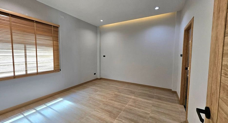 Haus zur Miete mit 3 Zimmer in Saraphi, Chiang Mai
