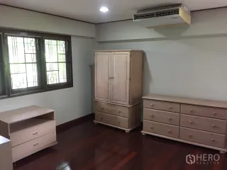 Аренда 3 спальни дом в Щанг Тхонгланг, Бангкок