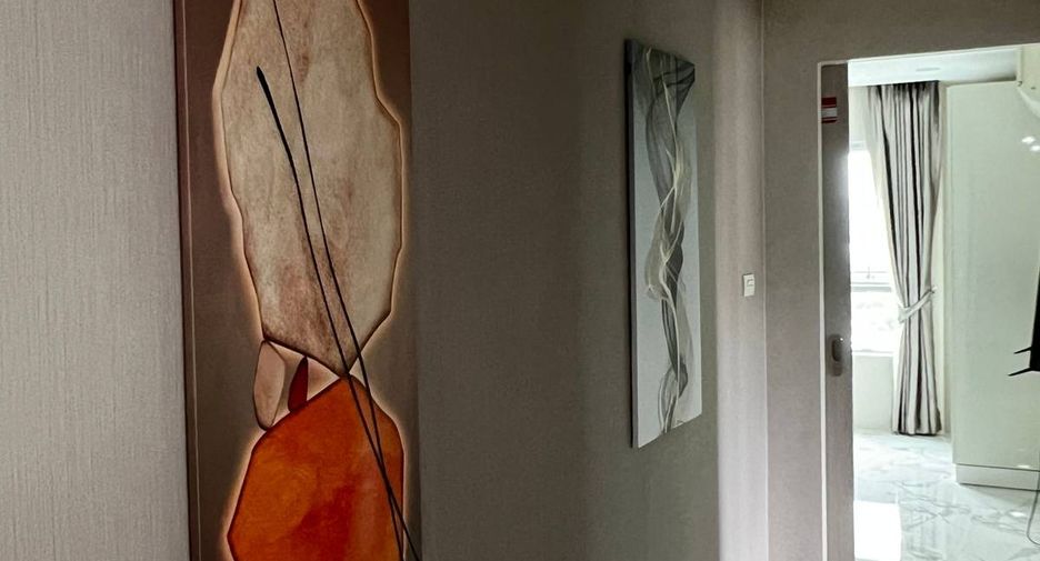 Condo en alquiler y en venta de 2 habitaciones en Huai Khwang, Bangkok