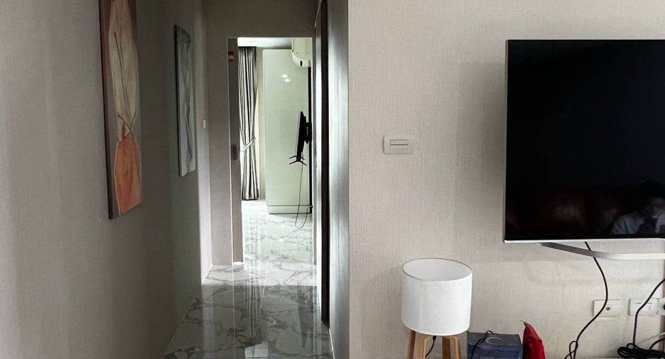 Condo en alquiler y en venta de 2 habitaciones en Huai Khwang, Bangkok