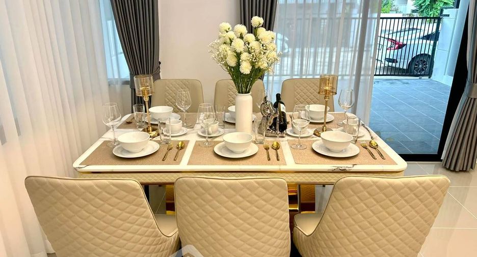 Casa en venta de 3 habitaciones en Bang Lamung, Chonburi