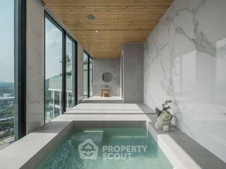 For sale 1 bed condo in Si Racha, Chonburi