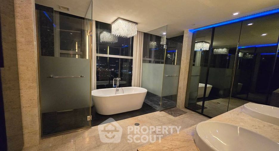 For rent and for sale 3 bedrooms condo in Yan Nawa, Bangkok