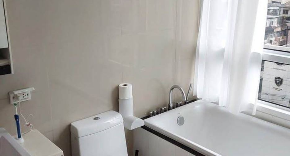 For rent and for sale 3 bedrooms condo in Khlong Toei, Bangkok