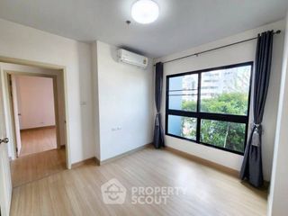 For sale 2 bedrooms condo in Thon Buri, Bangkok