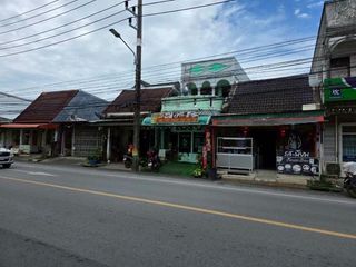 For sale 4 ベッドルーム townhouse in Thalang, Phuket
