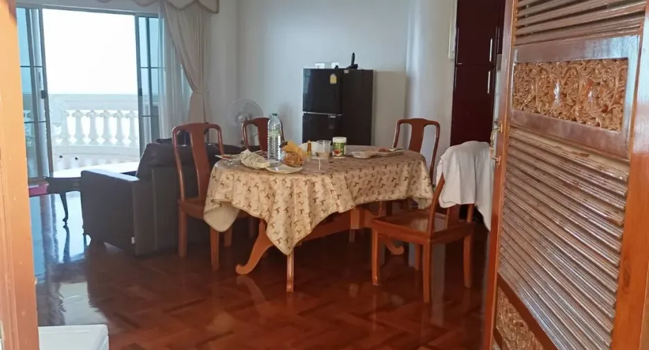 For sale 2 ベッドルーム condo in Bang Lamung, Chonburi