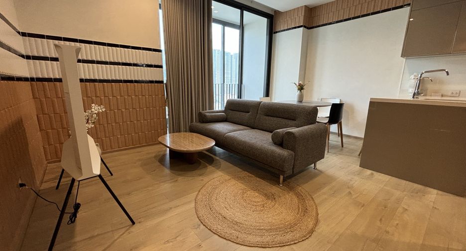 For sale 2 bedrooms condo in Phra Khanong, Bangkok