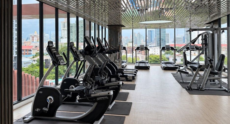 For rent 2 bedrooms condo in Watthana, Bangkok