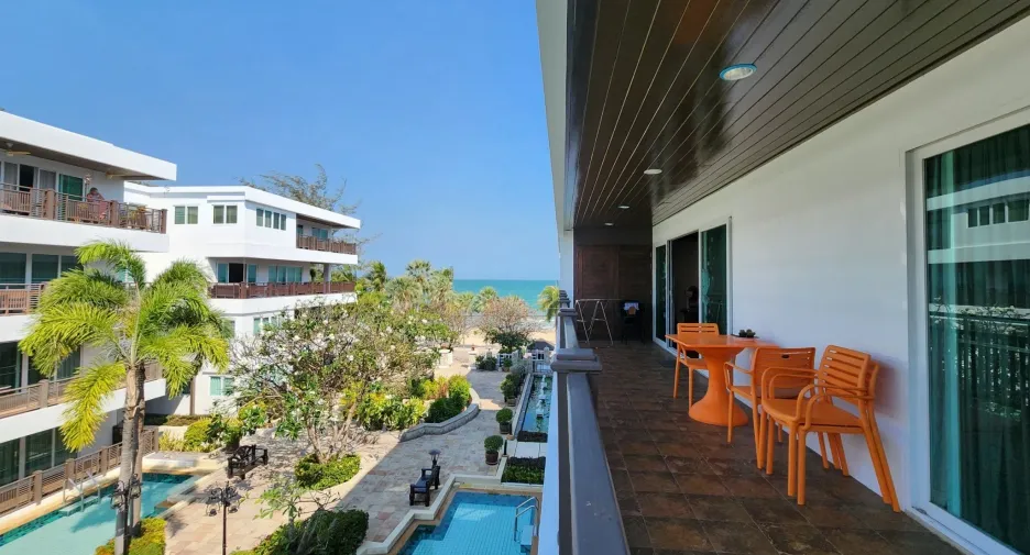 For sale 2 bedrooms condo in Cha Am, Phetchaburi