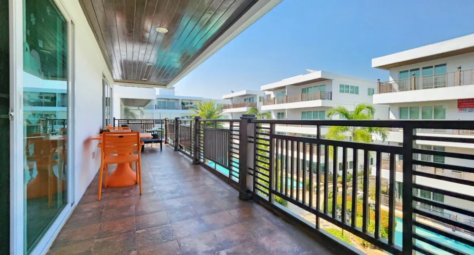 For sale 2 bedrooms condo in Cha Am, Phetchaburi